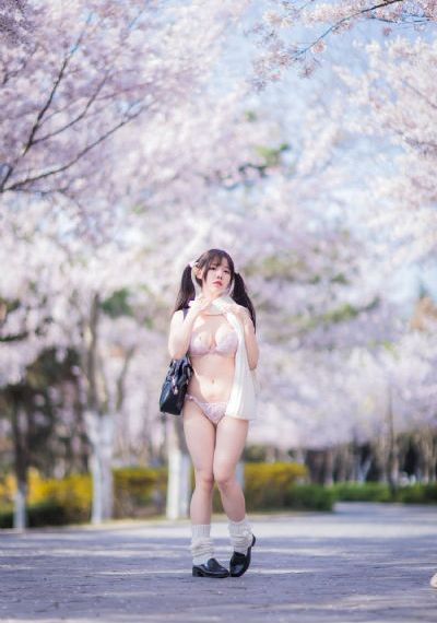 在地下城_短视频完整无删减版